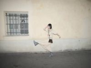 「1カ月で10キロ減量はヤバい」ステージでダウン…33歳歌手〝激変〟姿に心配の声「真似しちゃダメだよ…」「細かったのは努力してたのかな」