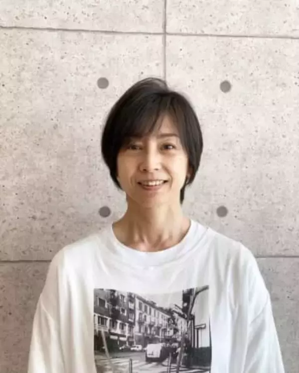 「イケイケ!!!」「ソバージュ最高」千堂あきほ〝二十歳の振袖〟姿公開に反響「まさに活躍していた頃」「懐かしすぎる!!!」