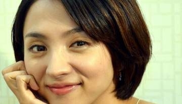 「こないだ出産したばかりじゃ…」3月再婚→初夏に第1子誕生の満島ひかり、産後初の姿に「細い…」「もう40歳なのびっくり」「ママになられて魅力的」の声