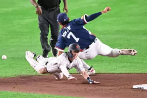 侍ジャパン・周東佑京、異例のヘッドスライディングで二盗成功　勝利への執念見せる【WBC日韓戦】