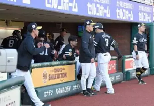 「目の前のことをやっていくしかない」ソフトバンク小久保監督、4連敗で借金生活突入にも耐え時強調