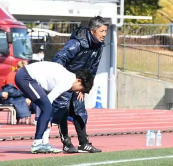 躍進への鍵は「3秒」アビスパ福岡が宮崎キャンプ最終日に痛感した昨季王者との差