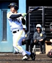 ソフトバンク海野隆司、紅白戦1号で打撃アピール　昨季105試合出場も新ライバルに栗原陵矢が出現　小久保監督「海野が打てば問題ない話」