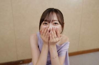 「この頃から付き合ってた?」結婚した福原遥＆久保建英〝過去の写り込み写真〟に再注目「お揃いなんじゃないかと話題だった」「久保くん幸せだね」