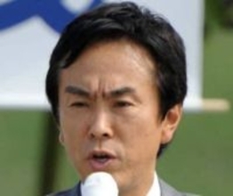 大臣歴任、政界引退の68歳...〝津田内閣〟入り熱望の日焼けショットが話題「全体的に焼いてください」「もうそっちの道で生きてくんやね」の声