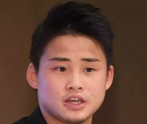 〝妊娠中の妻、ガチのミット打ち〟ボクシング京口紘人の投稿に反響「お子ちゃんの脳が揺さぶられるが大丈夫か?」「割とミットの芯食ってて笑」