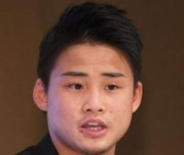 〝妊娠中の妻、ガチのミット打ち〟ボクシング京口紘人の投稿に反響「お子ちゃんの脳が揺さぶられるが大丈夫か?」「割とミットの芯食ってて笑」