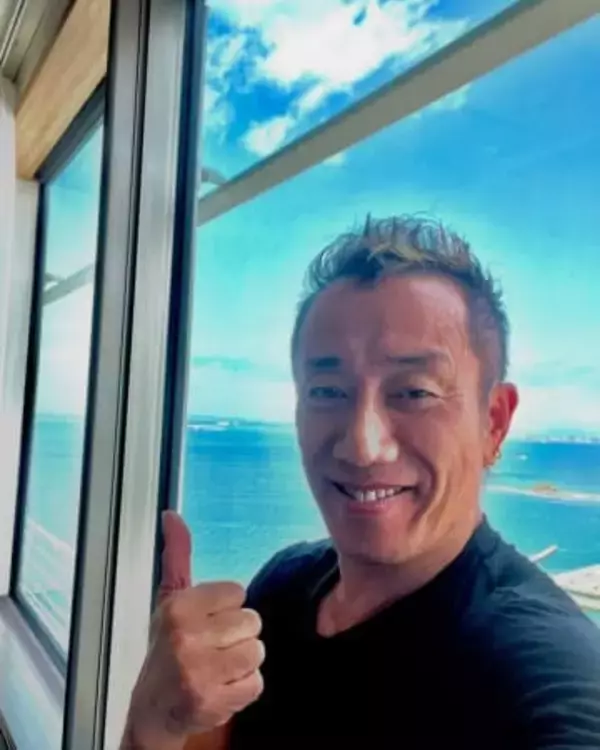 「大人になっててびっくり!」長渕剛が37歳長女と京都ふたり旅「こんな2ショットが見られるなんて…！」「奥様に見えました!」