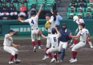 「相手は智弁学園の大黒柱」　一挙4点の突破口開いた大阪桐蔭の9番打者　中学の世界一メンバーと日本一に　憧れは地元球団の名手【選抜高校野球】