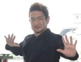 「顔が違う人になってる」中村獅童、歌舞伎役者の息子と3ショットに「めちゃそっくり」「パパを通り越しておじいちゃんが孫を可愛がる表情に見えます」