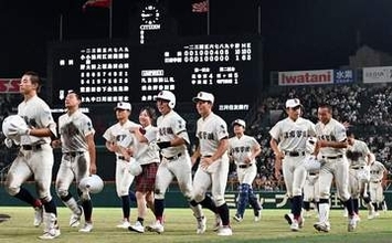 「今まで見たことのないようなストレート」　日南学園、V候補の横浜を中盤まで追い詰めるも…織田翔希の156キロで流れ変えられ涙【甲子園】