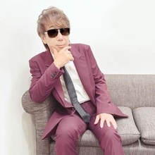 「尊い...」〝娘と2ショット〟木根尚登に反響「いつまでも木根ってほしい」「ナイスチョイス」「仲良い親子」「お誕生日おめでとうございます」