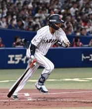 西武・源田壮亮が実戦2度目の2安打マルチ、オフ注力の打撃で好調維持　サポートメンバー後輩の安打にも笑顔「喜んでました」【侍ジャパン壮行試合】