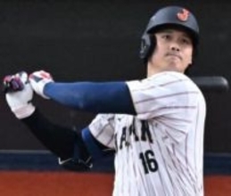 大谷翔平が3年ぶりの国内侍ユニホーム姿で第1打席は左飛　　「2番DH」で代表合流後初実戦に出場【侍ジャパン強化試合】