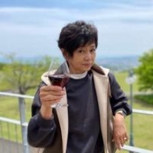 「息子さんは母似」かとうかず子〝長男夫婦顔出し〟初孫お宮参りショットに反響「見惚れてました」