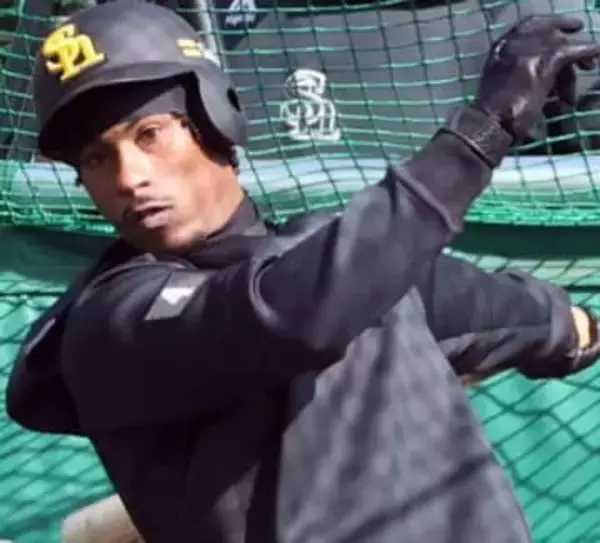 ニカラグア代表、ソフトバンクのジーター・ダウンズが代打で代表初安打　父の母国で選出も「行ったことない」