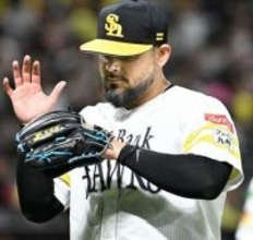 「何回とか何点差とか気にしない」　起用法合意のソフトバンク・オスナ、即日の〝開幕戦〟で三者凡退の好投