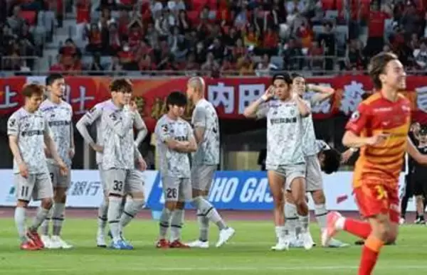 「2点のリードを後半にうまく使えなかった」　新装パロマ瑞穂スタジアムで競り負け連勝ストップ　アビスパ福岡、明暗分かれた前後半…【J1百年構想L】