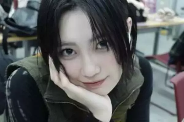 「あかん、何回見ても笑える」櫻坂46・的野美青〝登場ミスった〟姿に脚光「勢いだけはある的野」「1人だけテイク2なのホンマに腹痛い」