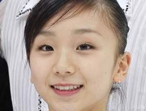 「小学生かと」〝197センチGK〟と凸凹2ショットの高橋成美に「お父さんと娘？」「でかっ！ちっさ！」