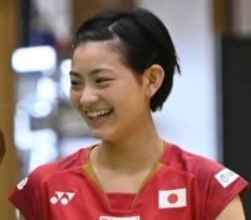 「推しになった」世界ランク9位〝女子バドミントン選手〟艶やかな姿で登場し会場騒然！期待の新鋭、宮崎友花に世界中から称賛の声