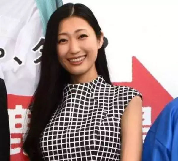 「痛々しいほどお痩せに...」壇蜜〝突然の配信番組登場〟最新姿にネット騒然「ほっそりどころじゃ」「まさかの街歩き動画」体調不良による活動休止から3年...