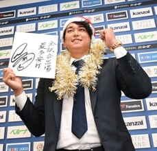 「あなたみたいな選手が…」生え抜き＆たたき上げでブレークした西武・西川愛也　席上で球団に寄せられた期待　年俸2倍超の大幅アップ