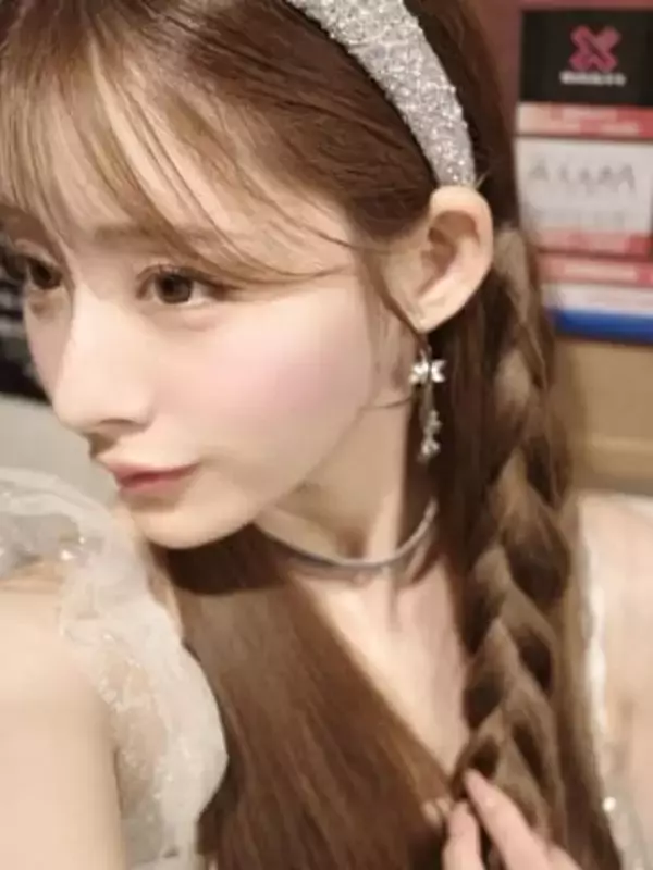 「体調崩して痩せてしまって」RIZINガール〝衝撃ウエストサイズ〟公表に心配の声「とても心配だよ」「身体が資本だよ〜」