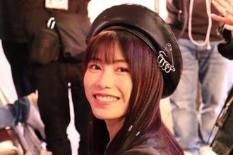 「すごく変わって…!?」〝スケスケ激変〟33歳横山由依、年上アイドルと結婚から2年後の姿に「びっくり」「大人の奥様」「似合う」の声