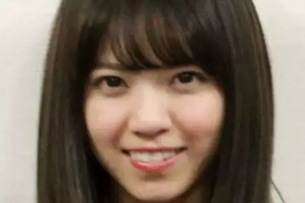 「くそー！」「ヨッシー代われ！」西野七瀬〝ギュッ〟ショットに反響続々「中身ずるい」「ヨッシーからしたら…」