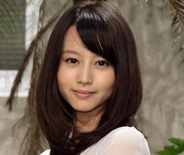 【確認中】人気絶頂で電撃引退した堀北真希さん〝ナース姿〟ドラマ出演が再脚光「プチバズしてるやん」「ミステリアスな感じ」「令和の今でも…」