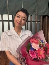 「別人…」「雰囲気変わりすぎ！ 」朝ドラ女優〝激変〟姿に反響！鳴海唯、新ドラマ主演姿に「そろそろ来てもいい頃」の声も