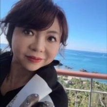 白髪を丸見せ…ハイヒール・モモコ〝セルフ毛染め〟に反響「自分で髪染めるんや～」「見入ってしまいます」「チャチャっと出来るモモコさんってすごい」