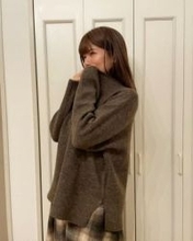 8歳下男性と交際3カ月子連れ再婚＆第2子妊娠中の33歳タレント〝夫顔出し〟お寿司デート姿に「小林礼奈ちゃんの幸せそうな姿見られて嬉しい」「素敵な2人」の声