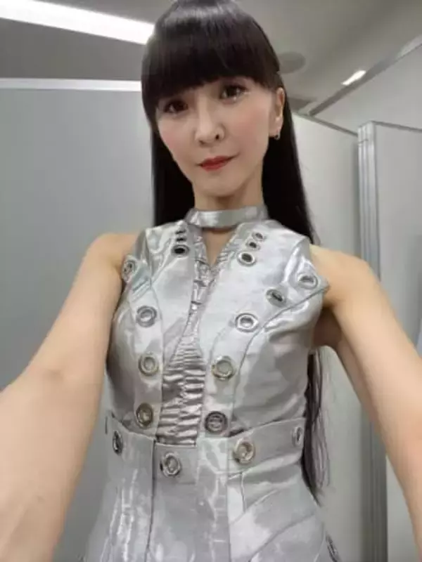 「ひゃあああ‎」コールドスリープ中のPerfumeかしゆか〝雰囲気ガラリ〟近影が話題「不意打ちすぎて」