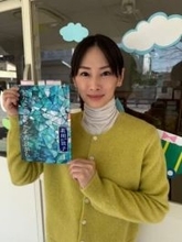 北川景子の親戚は朝ドラ・大河常連の演技派！〝真っ赤なドレス〟纏う高畑淳子の華やかショットに反響「キュートさ増して最高」「大好きな女優さん」