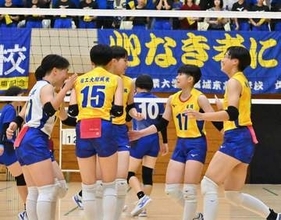 合言葉の「全国ベスト4」へ弾み　絶対的エース擁する福岡工大城東が女子初制覇　総合力高め春高予選へ【バレーボール　全九州私立高校選手権】
