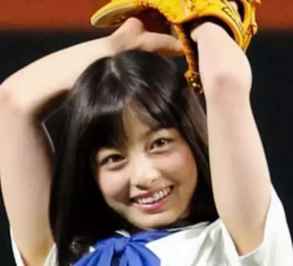 「あわわわわわ」「いきなり...」「やばい」突然の金髪＆巻き髪〝雰囲気がらり〟橋本環奈、43歳人気俳優との2Sに「メロすぎる」「40代の顔じゃ...」反響続々