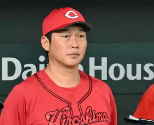 夫は現役プロ野球監督…「乙女塾」出身元アイドルの近影に反響「びっくり」「相変わらず綺麗」