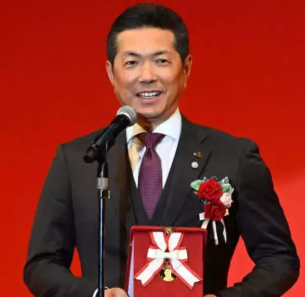 「強いチームをつくってまいります」　ソフトバンク小久保裕紀監督、来季からの3年契約を締結　「引き続き、王イズムの継承、最先端技術を取り入れた指導」