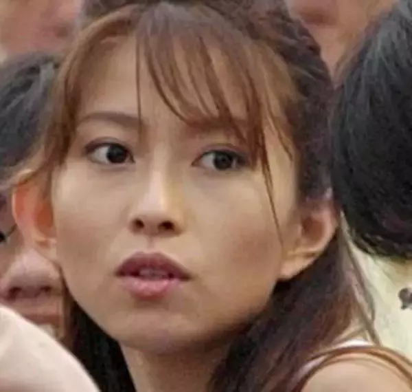電撃出産発表、芸能界引退から19年...夫の元職場に現れた45歳榎本加奈子さん「当時売れっ子で」「いま何されてる？」「佐々木の顔を見ると...」