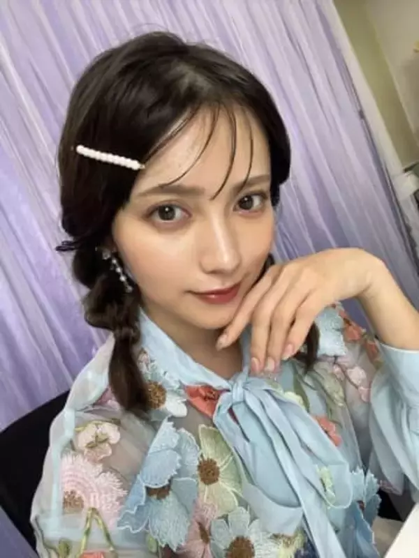 「血管浮き出てるやん」桃月なしこ〝体温の伝わるグラビア〟に「ど迫力」「なんか色々と反則」