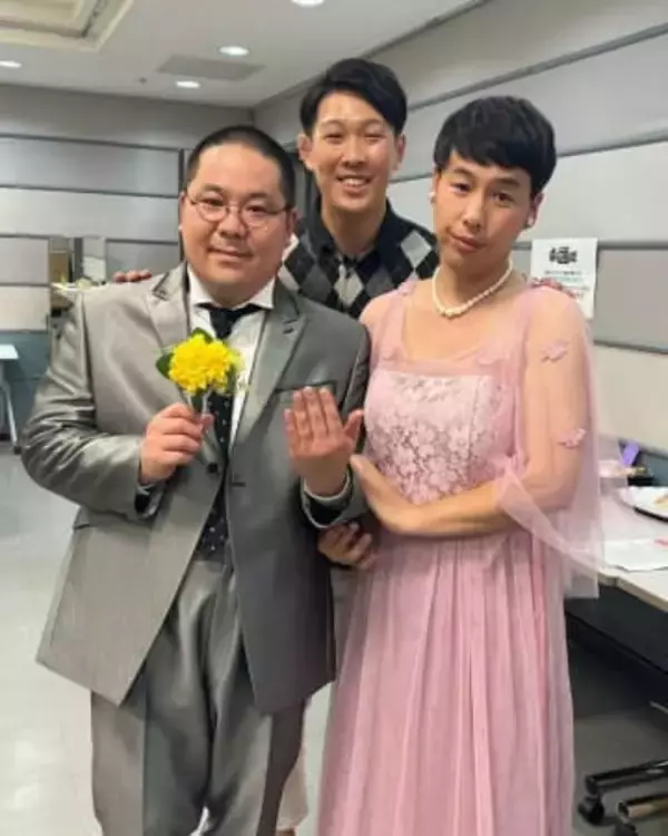 「感動」と大反響！水ダウ・ネルソンズ青山のプロポーズ…放送後に公開〝妻との2ショット〟に祝福の嵐「お父さんは芸人を表す最高のプロポーズ」「水ダウでまさか感動するとは...」