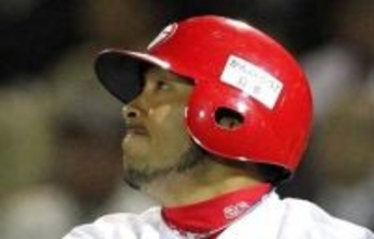 父は元プロ野球選手、母はアナウンサー…野球少年から社会人へ…母公開の成長記録写真に「力抜いて頑張れ」「それにしても…」