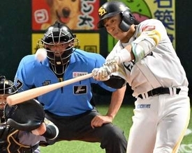 ソフトバンク栗原陵矢＆野村勇、ともに自身初の2打席連発！　今年30歳迎える2人が共演