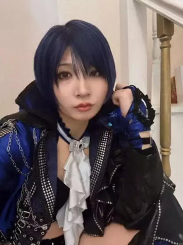 「格好おかしいだろ」〝横から丸見え〟ショット！人気レスラー・安納サオリに「さすがにこの格好は…」「普通にお洋服着たほうがいいかと」の声