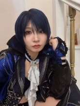 「格好おかしいだろ」〝横から丸見え〟ショット！人気レスラー・安納サオリに「さすがにこの格好は…」「普通にお洋服着たほうがいいかと」の声