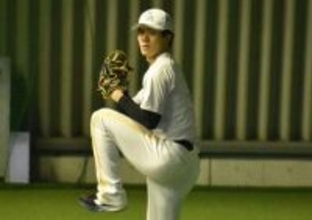 「自覚症状ゼロで手術したので怖さなかった」トミー・ジョン手術して入団したソフトバンクのドラ4ルーキーがキャッチボール再開