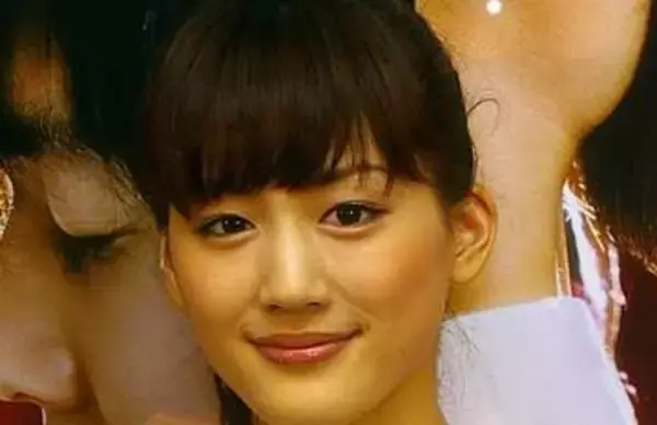 「え、ほんまに!?」「路上で…」「ええの?」〝超薄着コーデ〟で道頓堀現る！綾瀬はるかに「バッチリ盛り盛り♡」「見れてラッキー」「こんなの一生忘れないやつ」