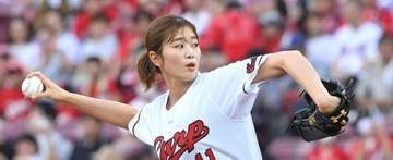 「目のやり場に困ります」夏全開〝薄着ショット〟稲村亜美に「艶やかさが増しているね」